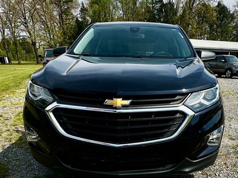 Used 2020 Chevrolet Equinox LS image 3