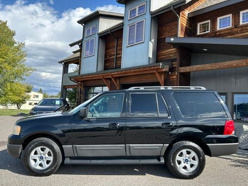 Used 2006 Ford Expedition 4WD XLT image 4