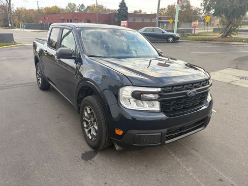 Used 2022 Ford Maverick XLT image 3