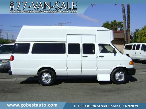 Used 2000 Dodge B3500 image 1