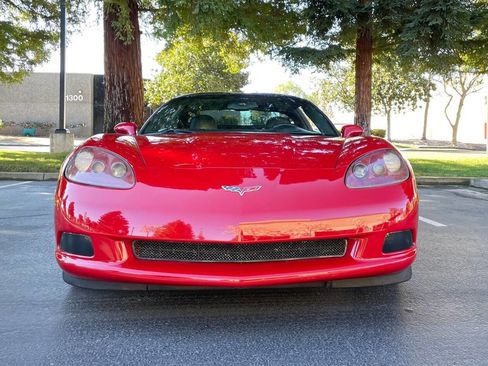Used 2005 Chevrolet Corvette image 3