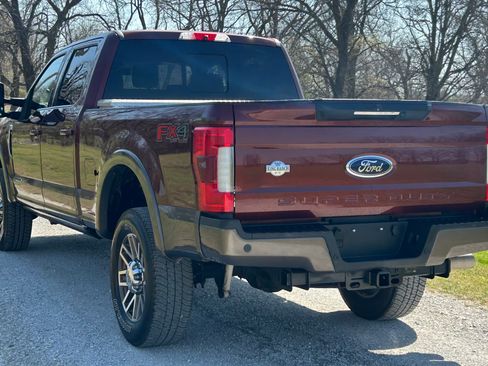 Used 2017 Ford F250 King Ranch image 5