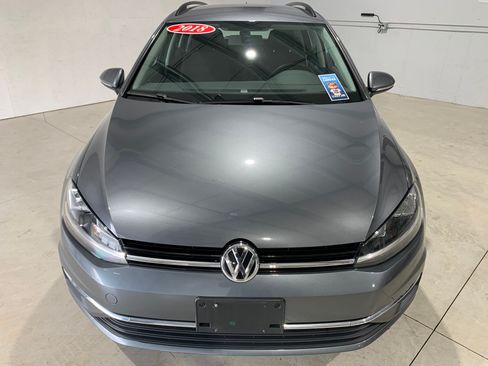 Used 2018 Volkswagen Golf Alltrack S image 5