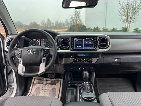 Used 2021 Toyota Tacoma SR5 image 18