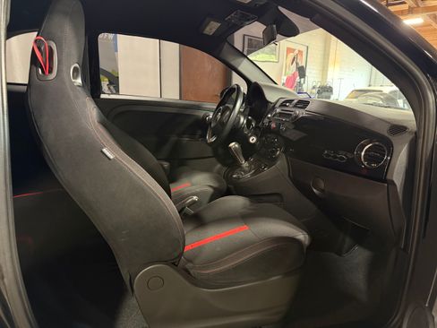 Used 2013 FIAT 500 Abarth Hatchback FWD image 18