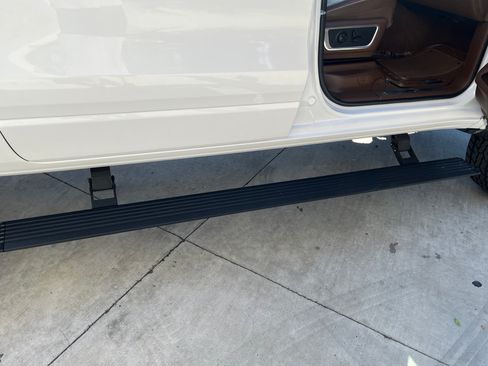 Used 2021 RAM 1500 Longhorn image 13