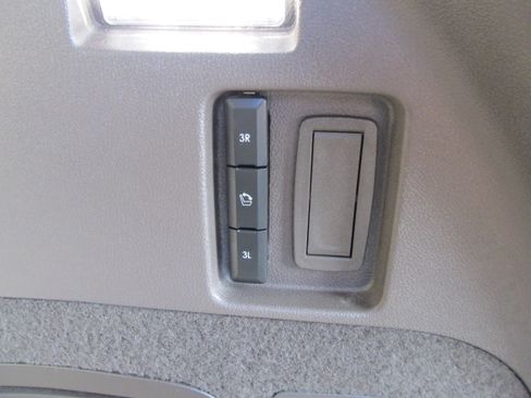 Used 2024 Lincoln Aviator Reserve RWD image 16