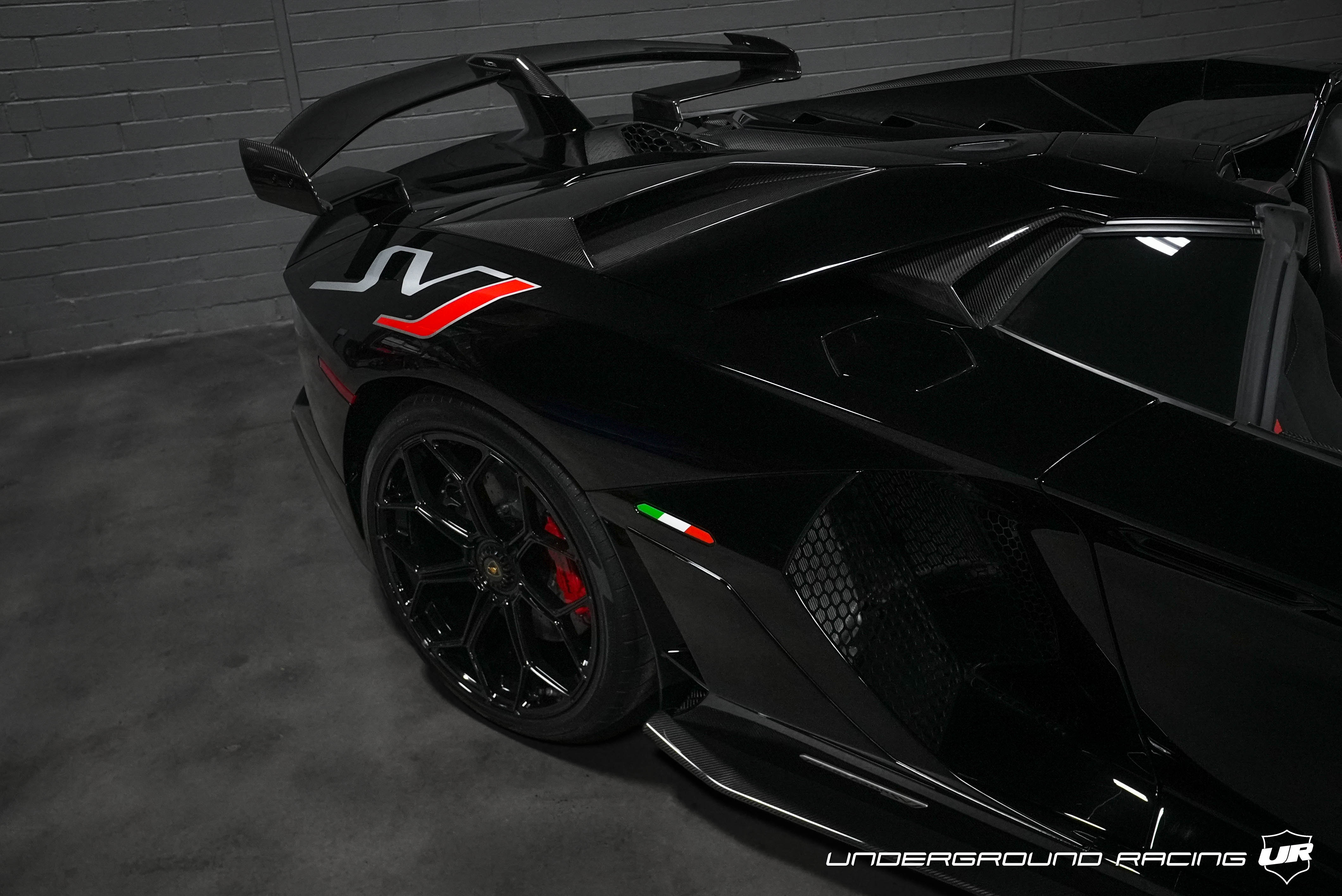 Used 2021 Lamborghini Aventador SVJ Roadster AWD/4WD image 22
