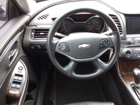 Used 2014 Chevrolet Impala LT image 4
