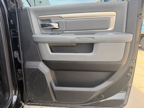 Used 2016 RAM 1500 SLT image 13