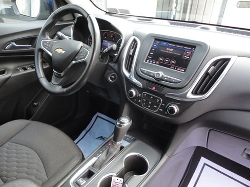 Used 2021 Chevrolet Equinox LT image 23