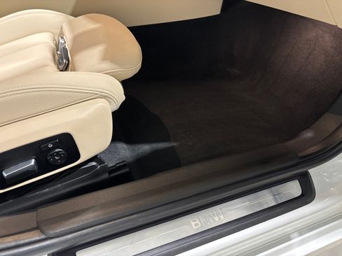 Used 2020 BMW 330i xDrive w/ Driver Assist image 30