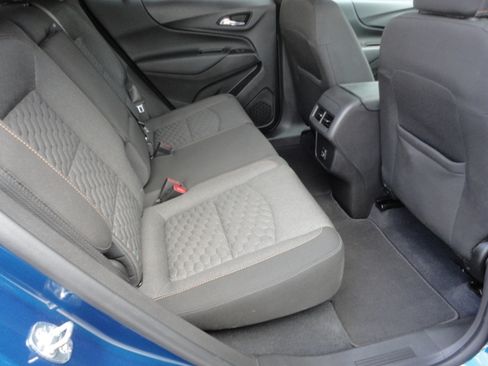 Used 2021 Chevrolet Equinox LT image 21