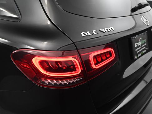 Used 2020 Mercedes-Benz GLC 300 image 13