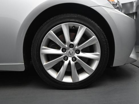 Used 2016 Lexus IS 300 image 15
