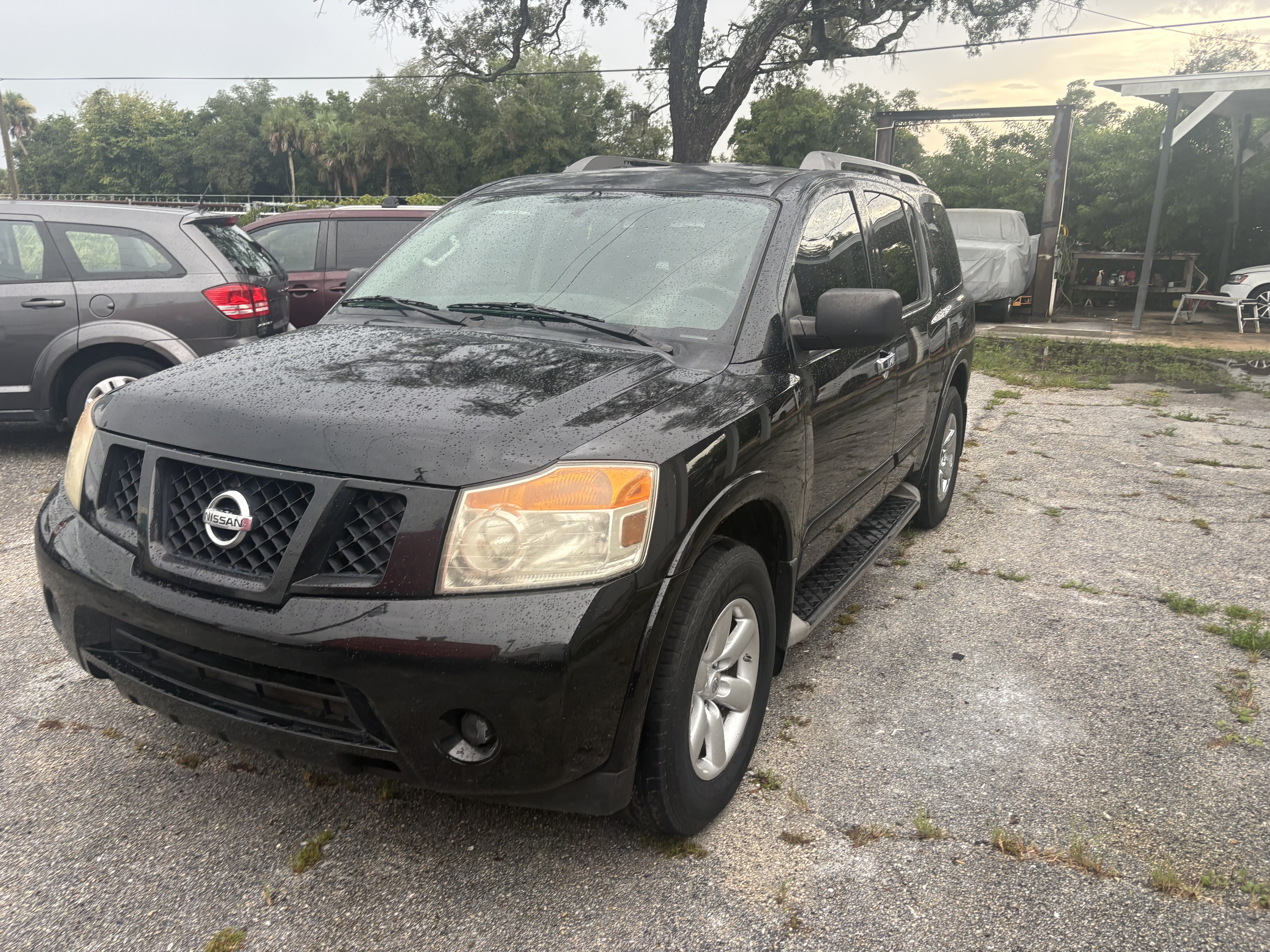 Used 2015 Nissan Armada 2WD image 1