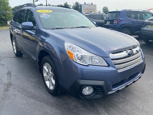 Used 2014 Subaru Outback 2.5i Limited AWD/4WD image 5