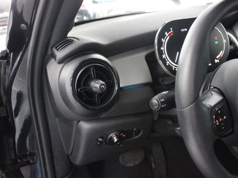 Used 2023 MINI Cooper S 4-Door Hardtop FWD image 17