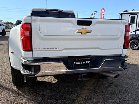 Used 2022 Chevrolet Silverado 3500 LS image 5