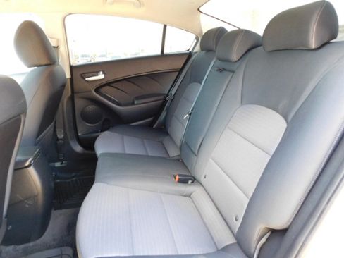 Used 2018 Kia Forte LX image 20