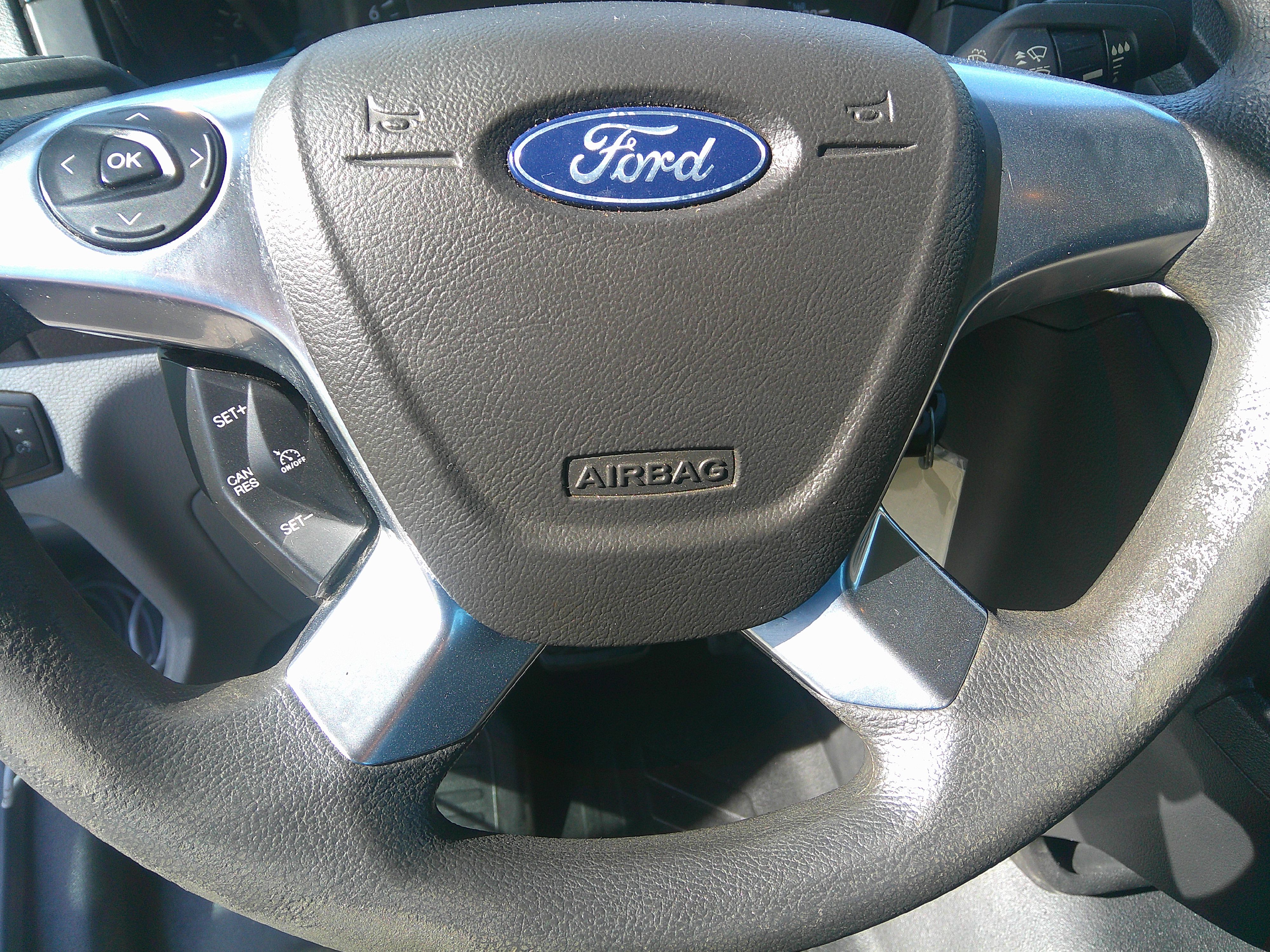 Used 2019 Ford Transit 150 XL RWD image 12