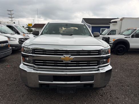 Used 2018 Chevrolet Silverado 2500 4x4 Crew Cab image 2
