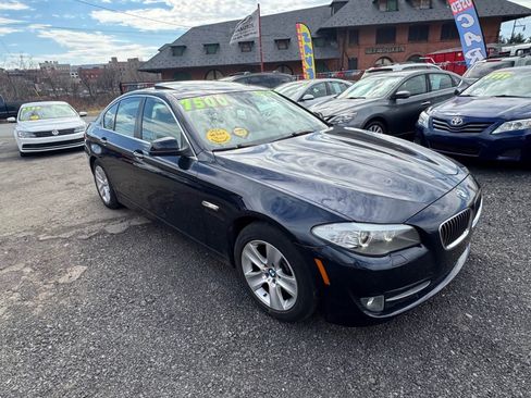 Used 2013 BMW 528i xDrive AWD/4WD image 3