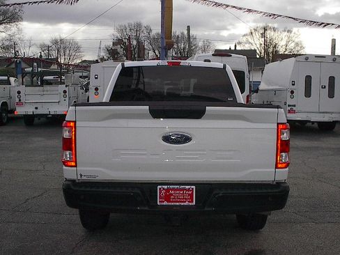 Used 2022 Ford F150 XL image 5