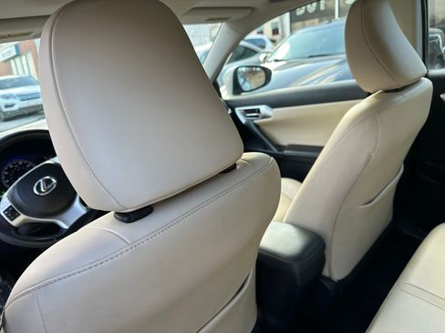 Used 2012 Lexus CT 200h Premium image 13
