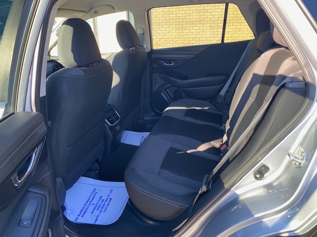 Used 2025 Subaru Outback Premium AWD/4WD image 21