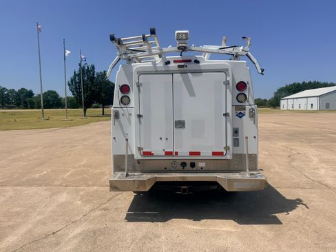 Used 2013 Ford F350 2WD Regular Cab Super Duty image 6