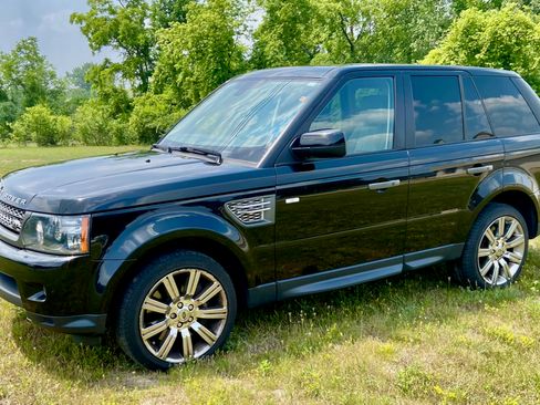 Used 2010 Land Rover Range Rover Sport Supercharged AWD/4WD image 1