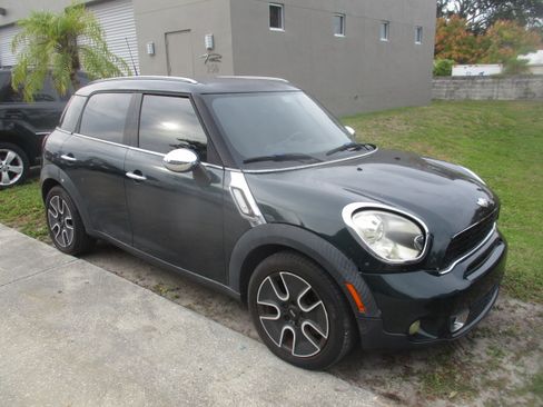 Used 2011 MINI Cooper Countryman S image 2