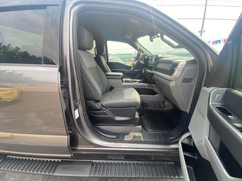 Used 2025 Ford F350 4x4 Crew Cab Super Duty image 21