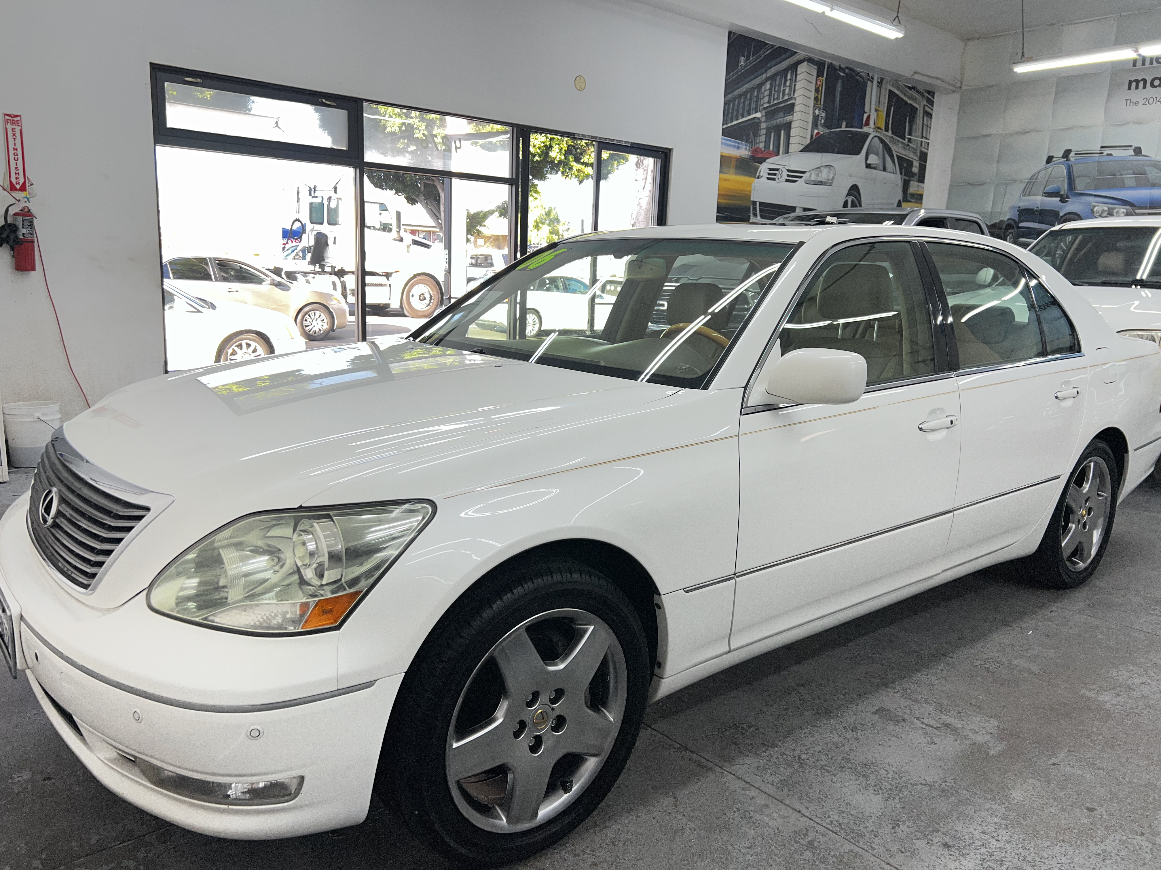Used 2006 Lexus LS 430 UNAVAIL RWD image 1