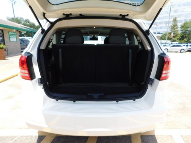 Used 2018 Dodge Journey FWD SE image 7
