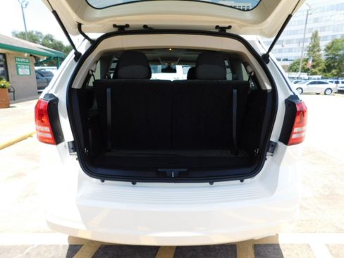 Used 2018 Dodge Journey FWD SE image 7