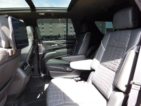 Used 2023 Cadillac Escalade V image 25