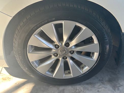 Used 2014 Honda Accord EX-L image 34