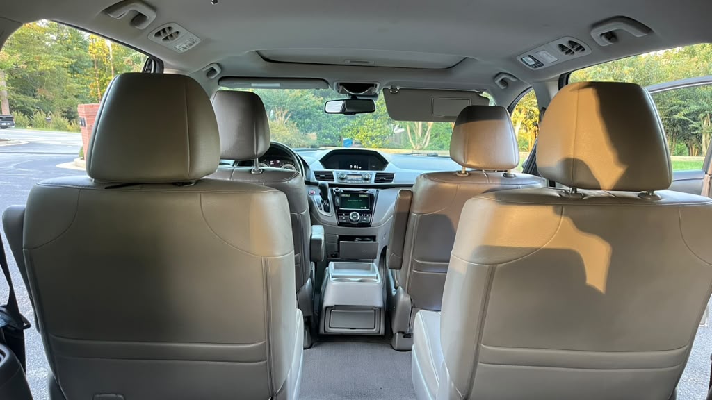 Used 2015 Honda Odyssey EX-L image 12
