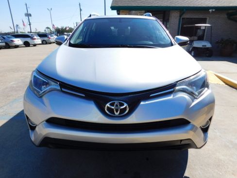 Used 2016 Toyota RAV4 XLE image 2