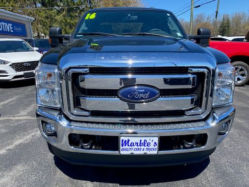 Used 2016 Ford F250 AWD/4WD image 3