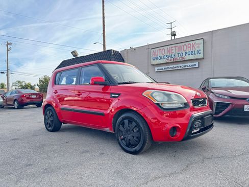 Used 2013 Kia Soul image 8
