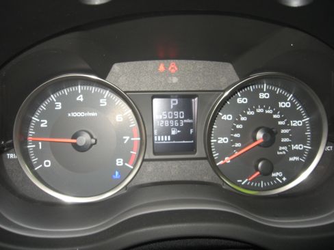 Used 2015 Subaru XV Crosstrek 2.0i Premium AWD/4WD image 10