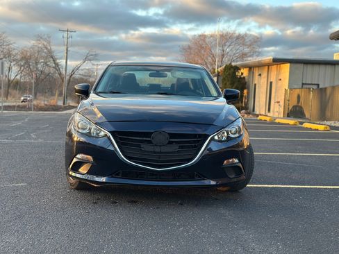 Used 2016 MAZDA MAZDA3 i Touring image 2