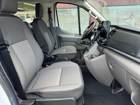 Used 2024 Ford Transit 350 XLT image 18