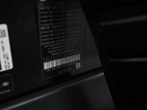 Used 2018 Land Rover Range Rover Supercharged image 24