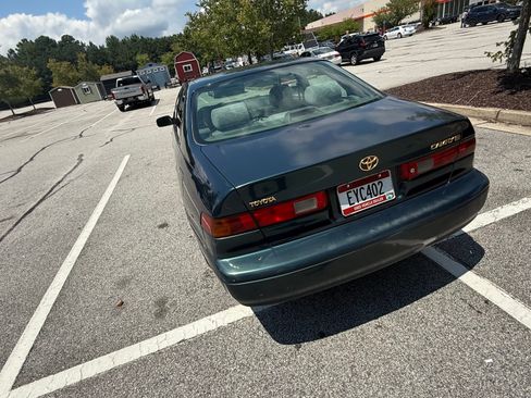 Used 1997 Toyota Camry image 7