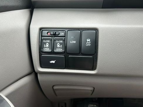 Used 2015 Honda Odyssey EX-L image 14