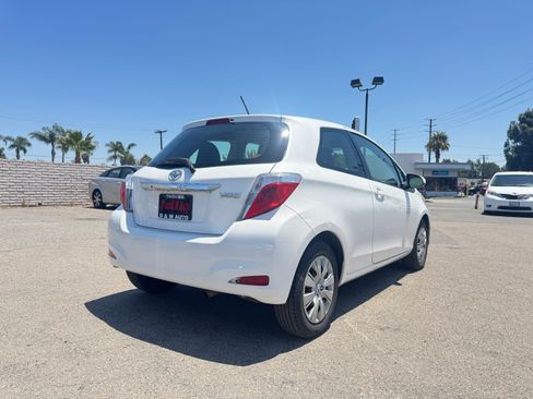 Used 2013 Toyota Yaris 2-Door Hatchback FWD image 8
